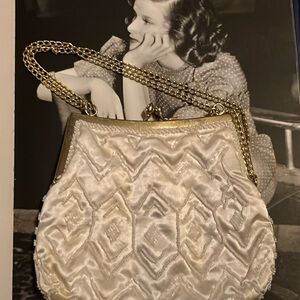 Beautiful, cream, beaded, Vintage Purse.